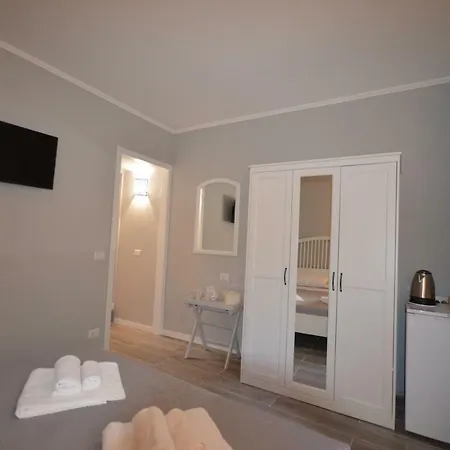 Lägenhet Varennahouse