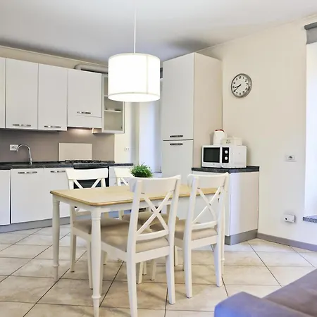 Apartment Varennahouse