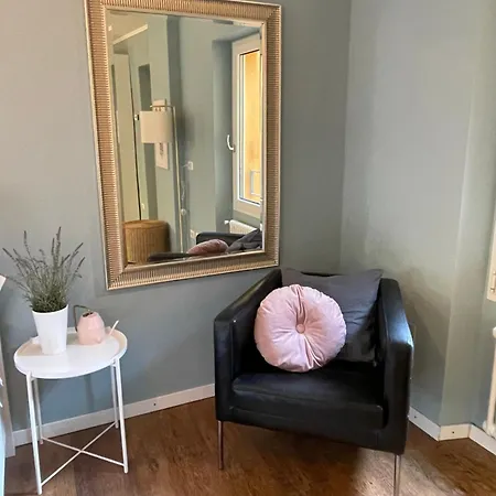 Apartment Varennahouse